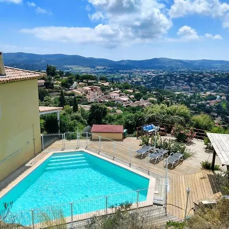 Ferienhaus Sleeps 6 Pool Air Con Wifi *